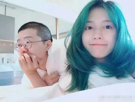 拜托了冰箱4李诞首谈漂亮女友 竟只有身高能赢她