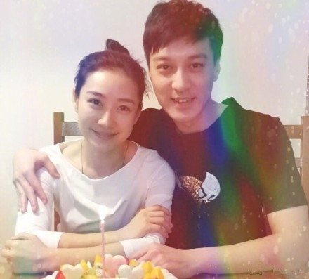 陶昕然女儿正面照曝光，十分可爱