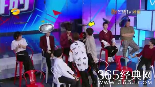 【综艺甜饼】第141期：蔡徐坤帮谢娜挡锅，王子异陈立农的做法令人心寒