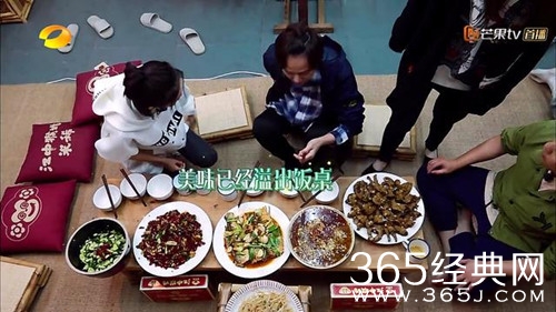 【综艺甜饼】第142期：为什么向往的生活黄磊做完饭后吃的却不多，难道并不好吃吗？