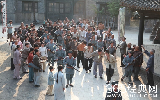 【侃侃殿影】第110期：一起民国时期真实的民间传闻，无名女尸勾出人间百态