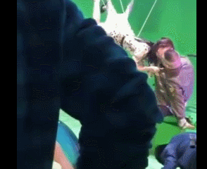 佟丽娅回应和岳云鹏吻戏：不明白为什么拿来调侃