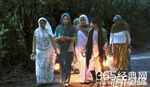 【就是个水槽】第102期：《厕所英雄》中厕所是不洁的，你知道印度人还觉得哪些东西是不洁的吗？