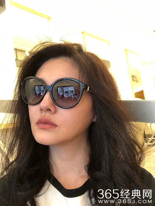 大s吐槽美图太假，网友：全网也就大小S拍照不美颜