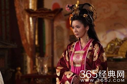 【就是个水槽】第104期：《萌妃驾到》开播，这些年的古装剧中的女装流行你注意到了吗？