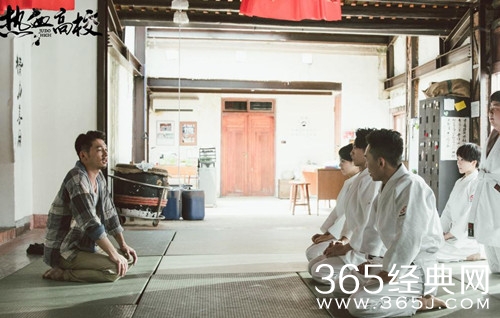 【就是个水槽】第105期：热血高校即将开播，小说改编已经不能满足电视剧了，扒一扒那些很火的游戏改编剧！