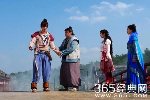 【就是个水槽】第105期：热血高校即将开播，小说改编已经不能满足电视剧了，扒一扒那些很火的游戏改编剧！