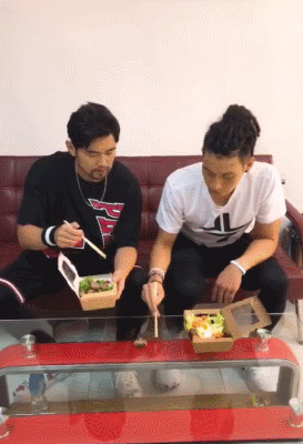 周杰伦林书豪玩抖音套路，十分有趣