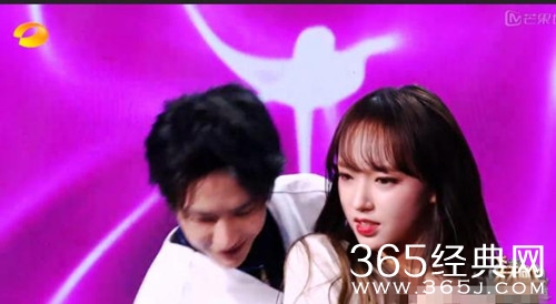 【综艺甜饼】第149期：程潇和周洁琼同上《天天向上》，王一博更喜欢谁