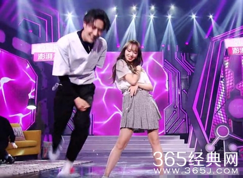 【综艺甜饼】第149期：程潇和周洁琼同上《天天向上》，王一博更喜欢谁