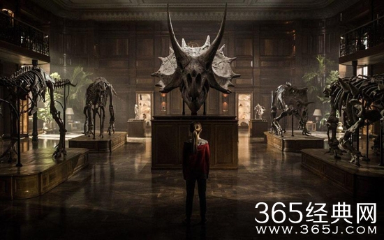 【侃侃殿影】第112期：侏罗纪世界2，恐龙纪元震撼回归