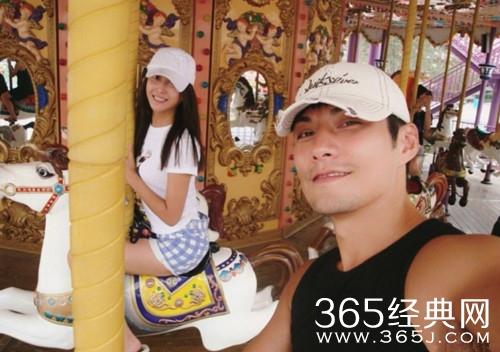严屹宽升级当爸，是个大胖妞