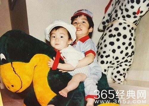 刘宪华童年旧照曝光，网友：从小皮到大