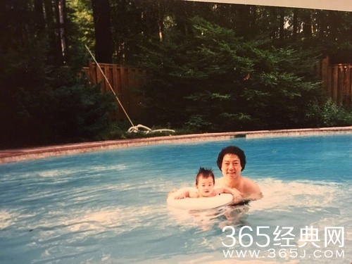 刘宪华童年旧照曝光，网友：从小皮到大