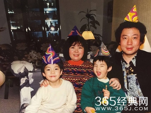 刘宪华童年旧照曝光，网友：从小皮到大