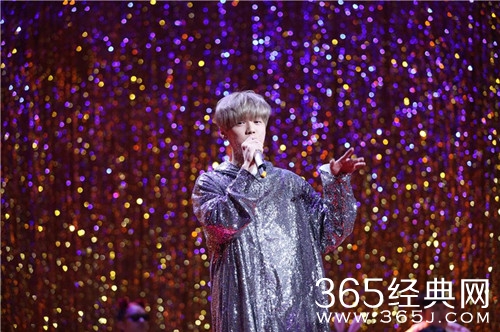 奔跑吧2第11期鹿晗秀唱功反遭吐槽是怎么回事