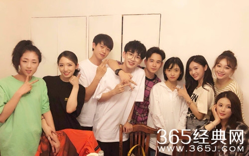 沈月孟美岐吴宣仪同框，谁的颜值更胜一筹?