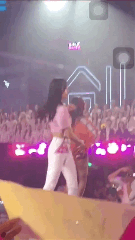 吴宣仪回应总决赛掉麦：为了不影响进度