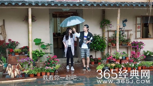 【综艺甜饼】第158期：baby做客蘑菇屋，又劈柴又切菜，是真贤惠还是作秀？