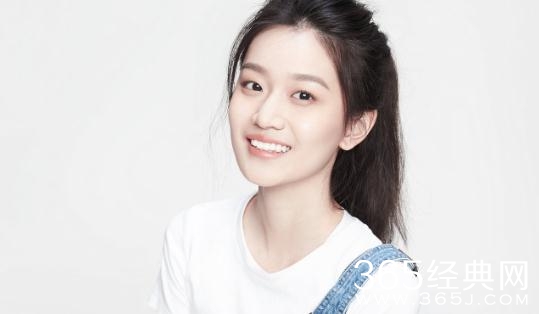 陪读妈妈戴安娜是谁演的
