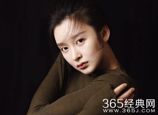 甜蜜暴击程亚楠是谁演的 李萌萌个人资料介绍