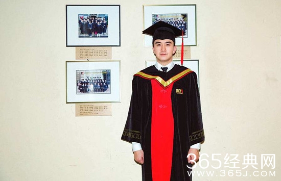 翟天临博士毕业