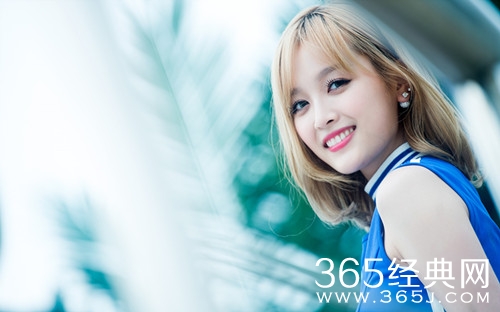 吴宣仪家庭背景介绍 是个名副其实的白富美