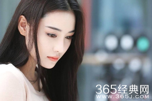 张馨予男友疑曝光 男方是一位武警指战员