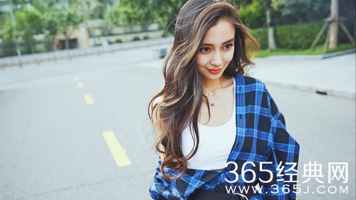 《向往的生活》曝光杨颖字迹 却遭网友吐槽不认真