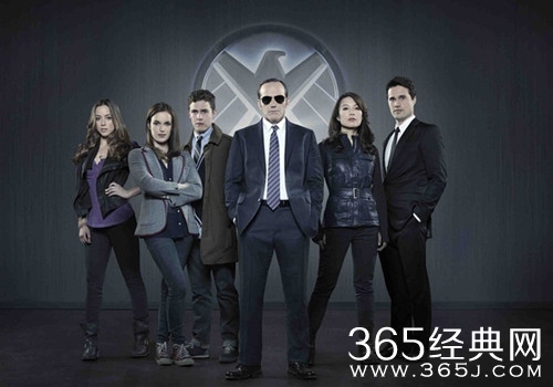 就是个水槽121：国产保护月蚁人2是看不成了，漫漫夏日，不如刷部DC漫威的漫改剧吧！