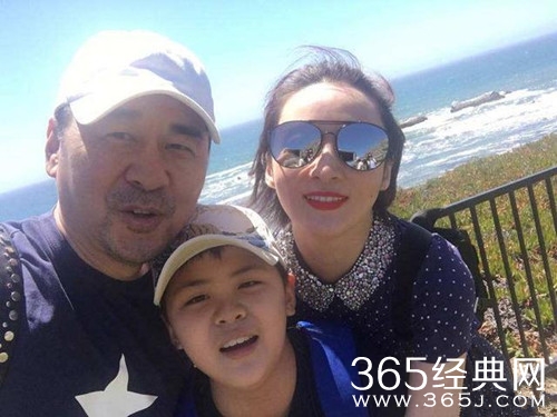 蒋勤勤曝光产子细节照 十分温馨幸福