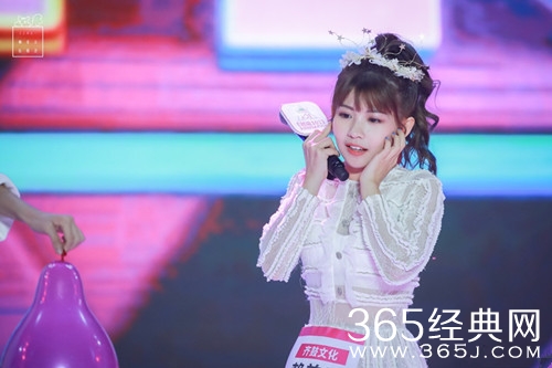 赖美云疑看心理医生