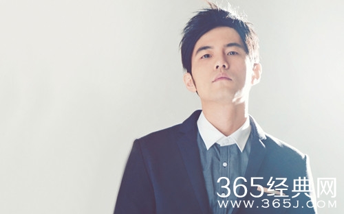 周杰伦被人民日报当反面教材 只因爱喝奶茶