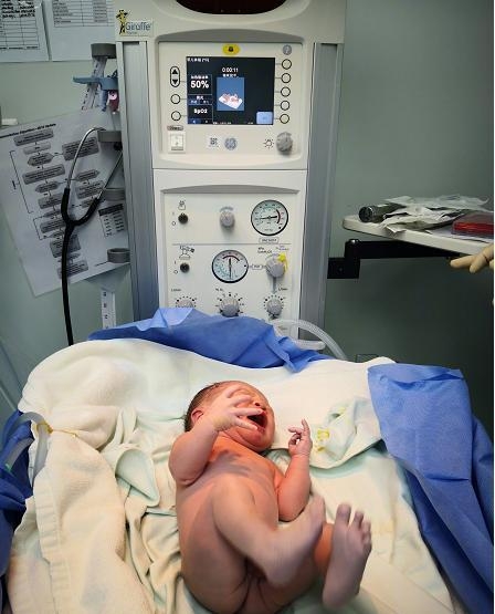 蒋勤勤曝光产子细节照