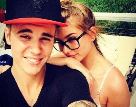 比伯海莉鲍德温订婚