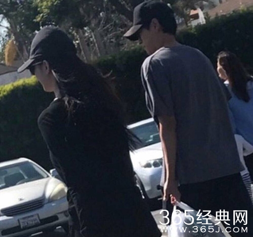 YG否认姜栋元韩孝周恋情：只是关系不错的同事