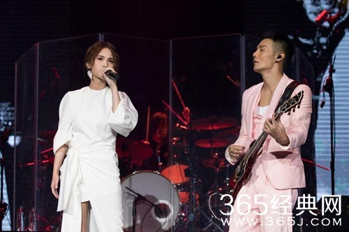 杨丞琳为李荣浩庆生 连续四年准时送祝福