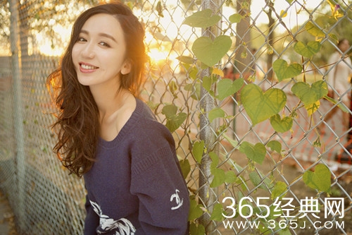 幻乐之城娄艺潇来参与节目录制，这期播出时间稳定了！