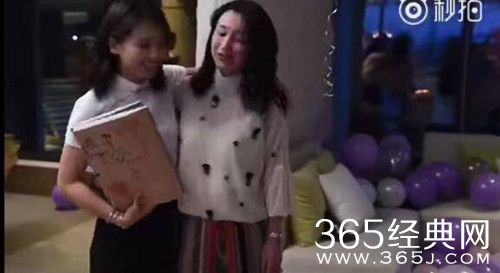 王珂变装庆生刘涛 这是嫁给爱情的样子