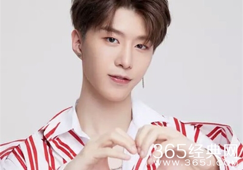 范丞丞有没有整容 看这里就知道