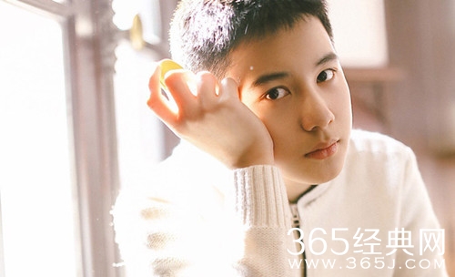 李兰迪胡先煦专业课成绩曝光 易烊千玺稳居第一