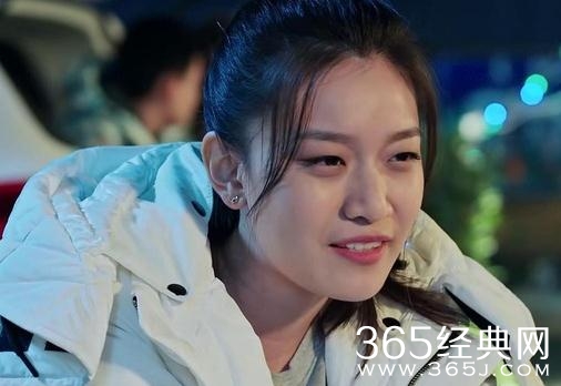 陪读妈妈戴安娜是丁致远的女儿吗？夏天行为怪异