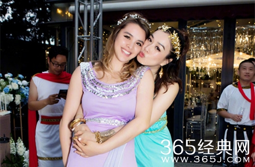 钟丽缇办希腊主题趴 不仅三个女儿出席 这对夫妻也来了