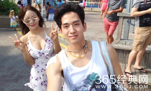 45岁女星开启蜜月旅