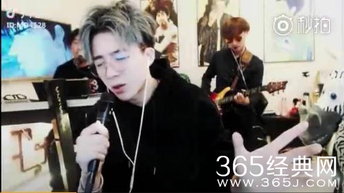 天天向上摩登兄弟刘宇宁综艺首秀，粉丝很热情~