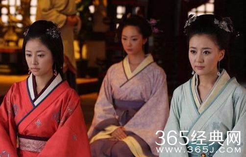 就是个水槽126期：万万没有想到，有生之年居然会安利一部于正剧！这个宫斗戏有点萌