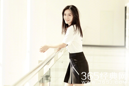 谢娜夜骑自行车 只为兑现当初立下的flag？