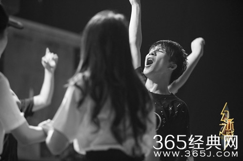 本周幻乐之城大张伟加盟节目，带来别样精彩~