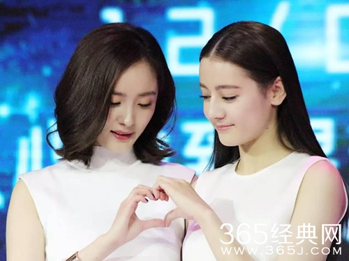 网传迪丽热巴抢杨幂代言 两家粉丝又开战