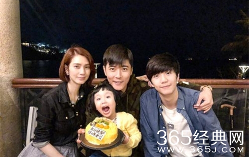 张丹峰洪欣儿女双全 张丹峰儿子不是亲生胜似亲生